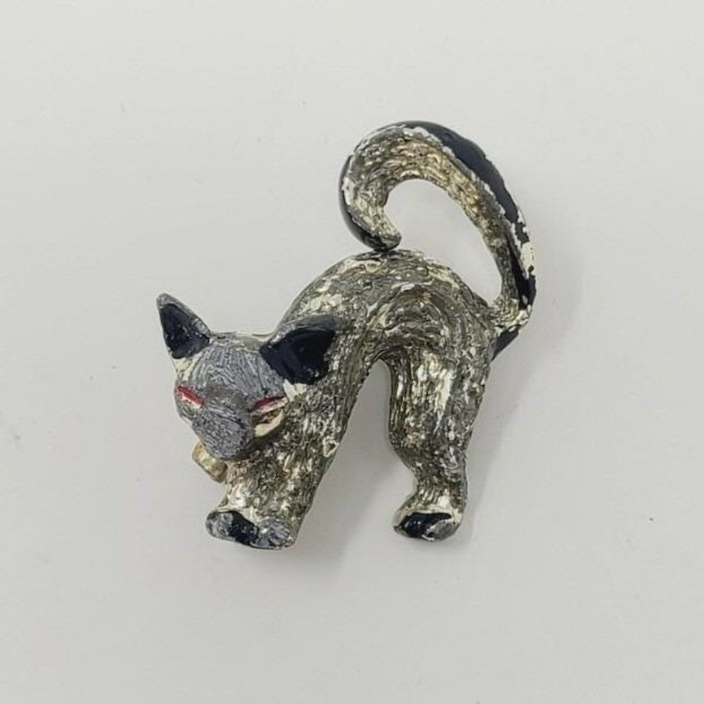 Vintage cat brooch pin silver tone enamel jewelry animal whimsical witchy